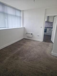 1 Bed Flat Cheste...