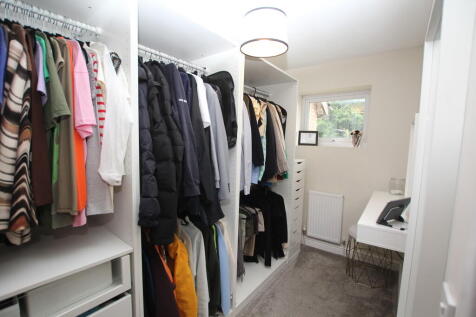 Walk in Wardrobe