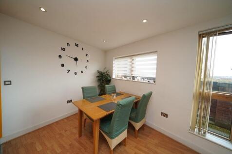 Living Suite 4