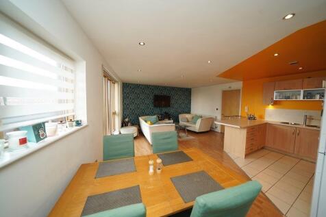 Living Suite 6