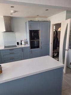 Kitchen Diner 3