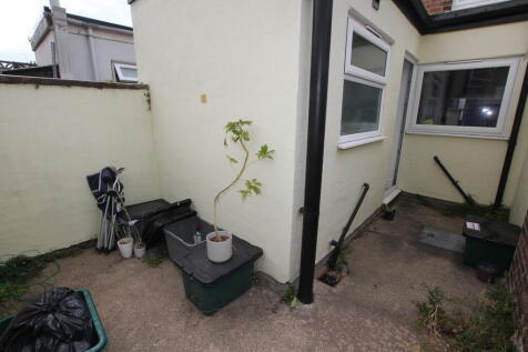 Garden 1 