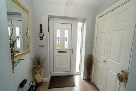 Entrance porch