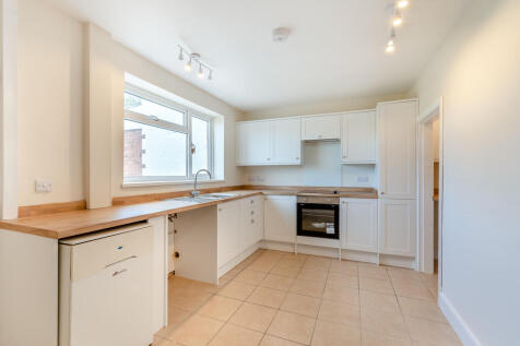 8661904-interior0...