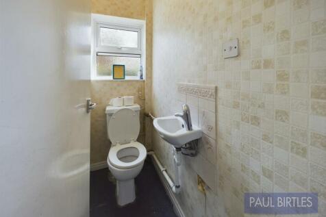 CAM01301G0-PR0490-STILL005.jpg