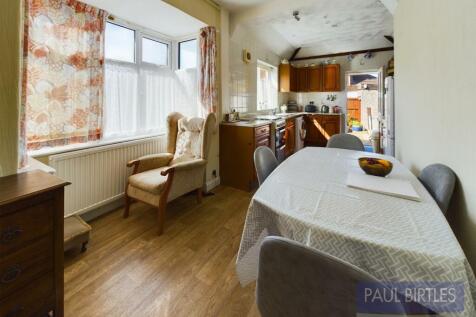 CAM01301G0-PR0494-STILL016.jpg