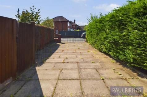 CAM01301G0-PR0494-STILL025.jpg