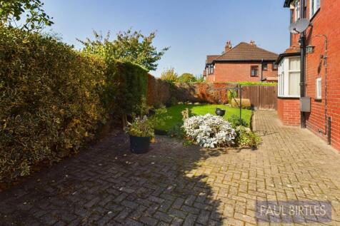 CAM01301G0-PR0494-STILL002.jpg
