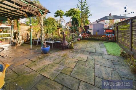 CAM01301G0-PR0549-STILL016.jpg