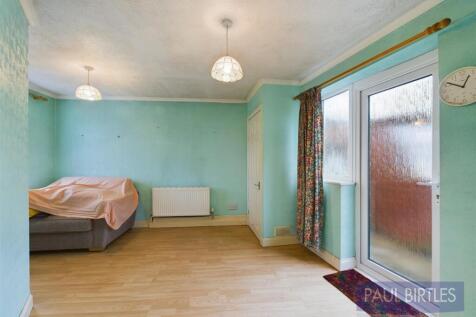 CAM04378G0-PR0076-STILL014.jpg