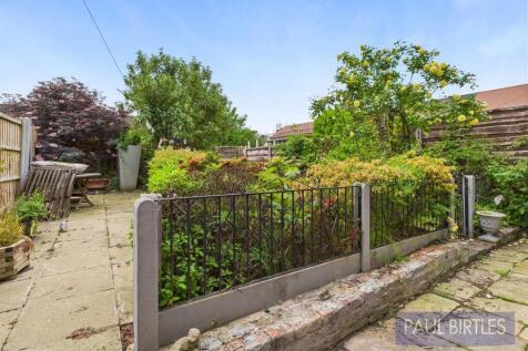 CAM04378G0-PR0146-STILL004.jpg