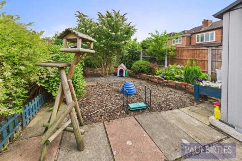 CAM04378G0-PR0170-STILL036.jpg