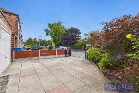 CAM04378G0-PR0202-STILL034.jpg