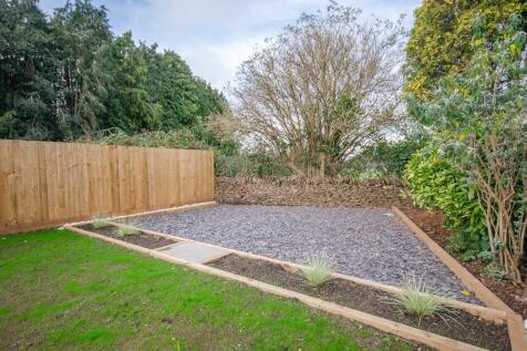 BACK OF GARDEN.jpg