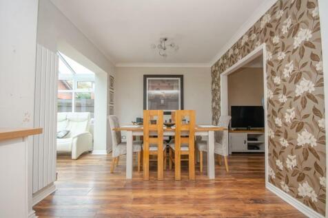 Dining room.jpg