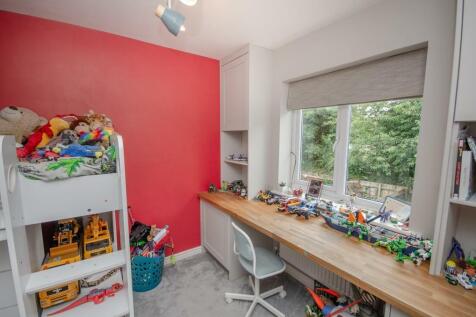 Bedroom 4 pic 2.jpg