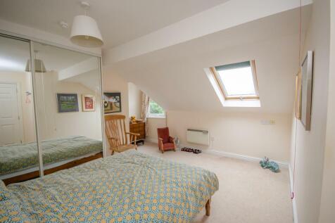 Bedroom one.jpg