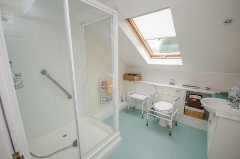 Shower room.jpg