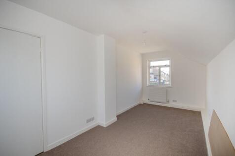 Bedroom 2.jpg