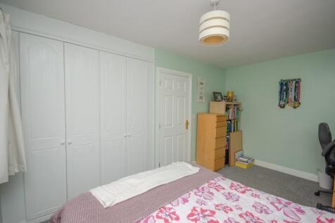 Bedroom four pic 2.jpg