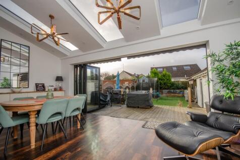 Bi-folds.jpg