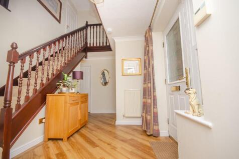 Hallway.jpg