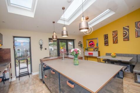 Kitchen-diner pic 3.jpg