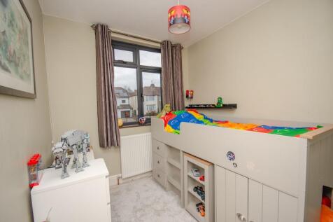 Bedroom 3.jpg