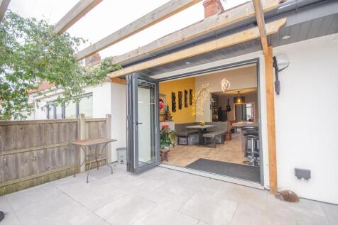 Bi-folds pic 2.jpg