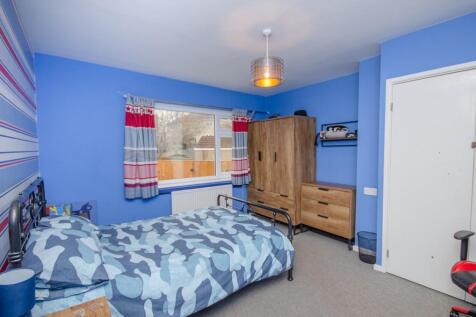 Bedroom 2.jpg