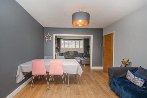 Dining room.jpg