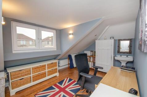 Bedroom 2.jpg