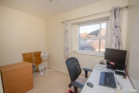 Bedroom 4.jpg