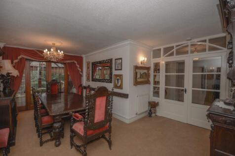 Dining room.jpg