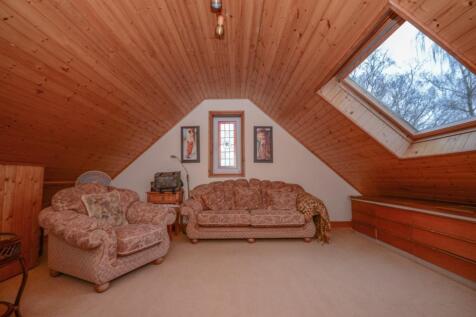 First floor room pic 2.jpg
