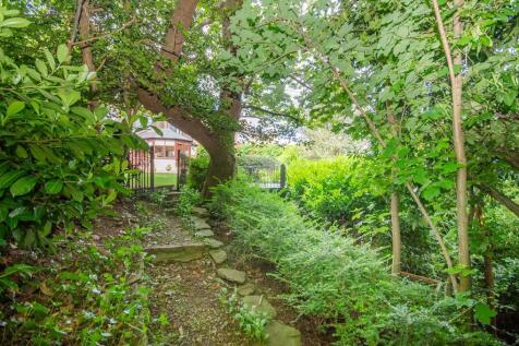 WOODLAND AREA REAR ASPECT.jpg