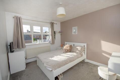 Bedroom 3.jpg