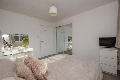 Bedroom 3 pic 2.jpg