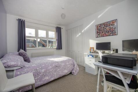 Bedroom 4.jpg