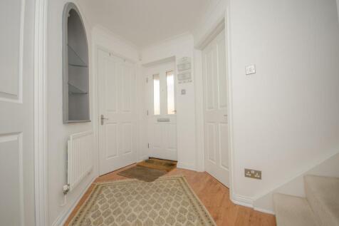 Entrance hall.jpg