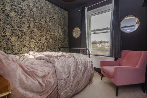 Bedroom 2.jpg