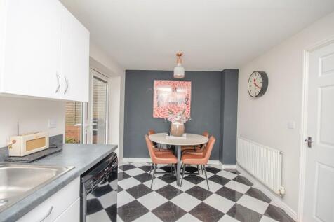 Dining area.jpg