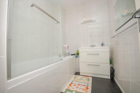 Bathroom.jpg