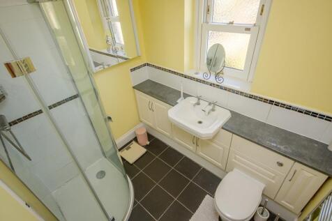 Shower room.jpg