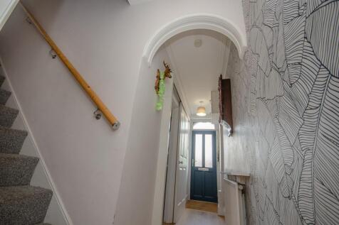 Entrance hall.jpg