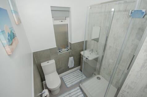 Shower room.jpg