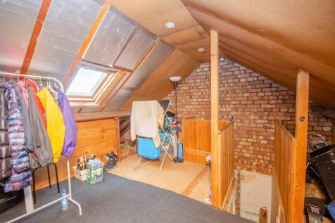 Loft room.jpg