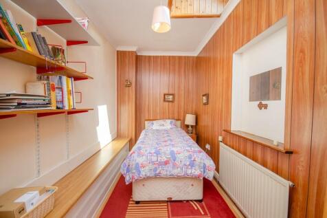 Bedroom 3.jpg