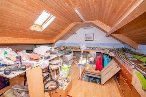 Loft room.jpg