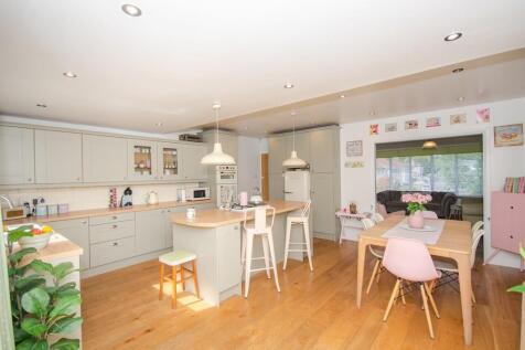 Kitchen-diner.jpg